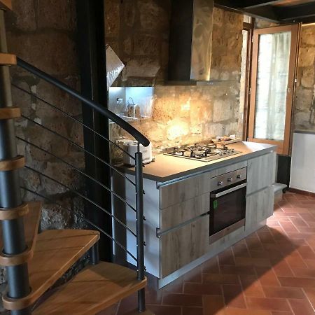 Palazzo Urbani Apartment Орвието Екстериор снимка